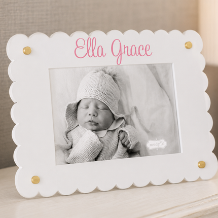 Scallop Acrylic Frame