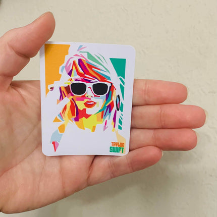 Taylor Swift 5 Sticker/Magnet: Glossy Vinyl
