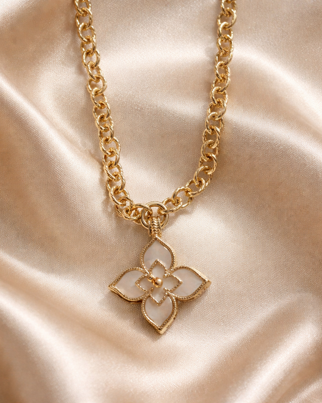 Gold Chain Flower Pendant Necklace – Elegant Mother of Pearl Statement Jewelry