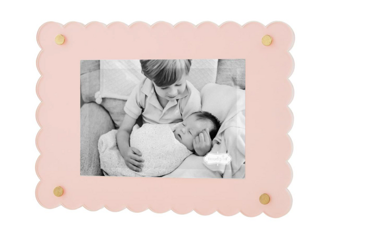 Scallop Acrylic Frame