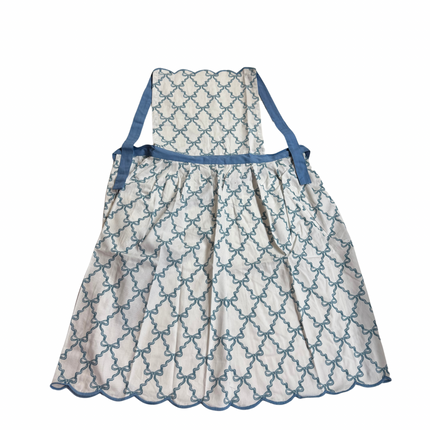 Apron Bows