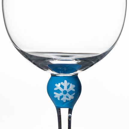 The Giving Glass Snowflake — close up showing snowflake design